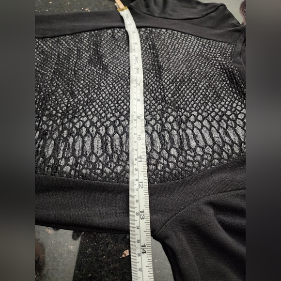 H&M DIVIDED Bodycon Black/Animal Pattern Fitted Long Sleeve Mini Dress. Size: 4 - Picture 6 of 8